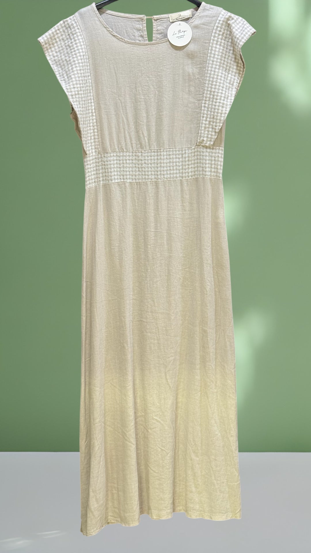 Vestido vichy beige