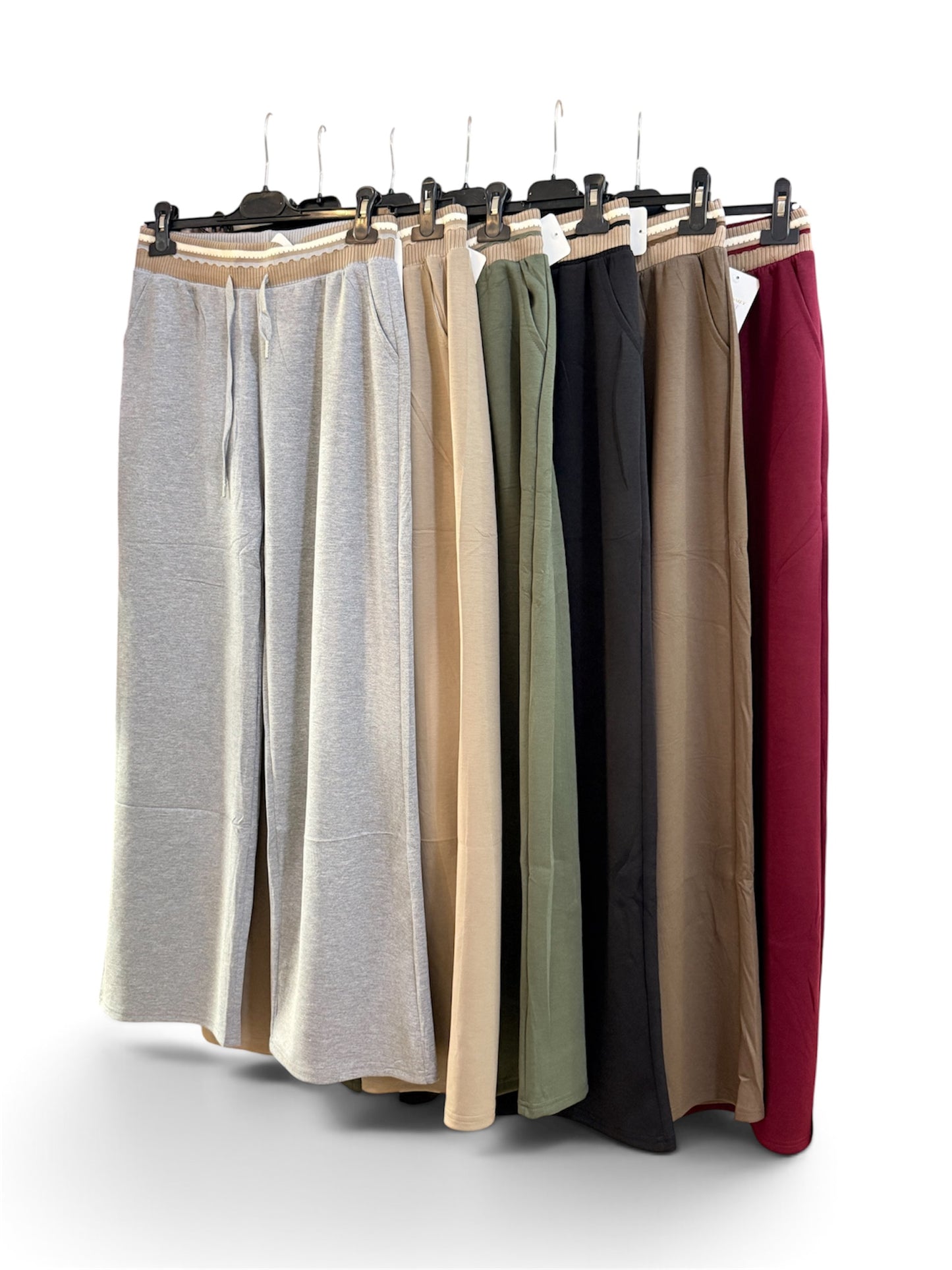 PANTALÓN DEPORTIVO RECTO