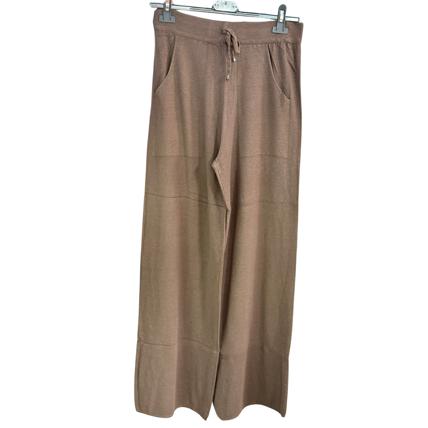 PANTALON PUNTO BOLSILLOS