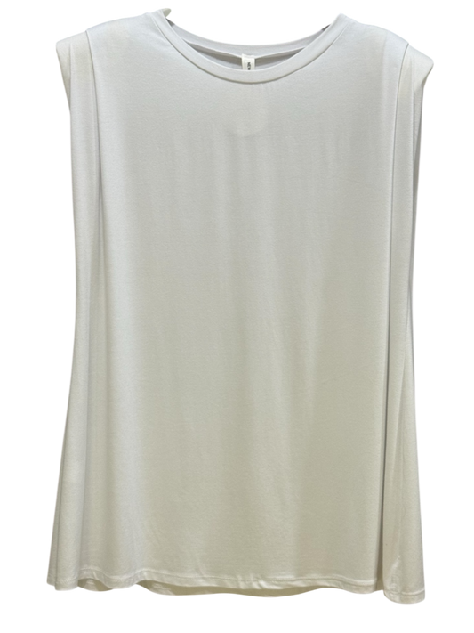 Camiseta Curvy con Hombreras – Estilo y estructura en tallas grandes - La Pampa Triana