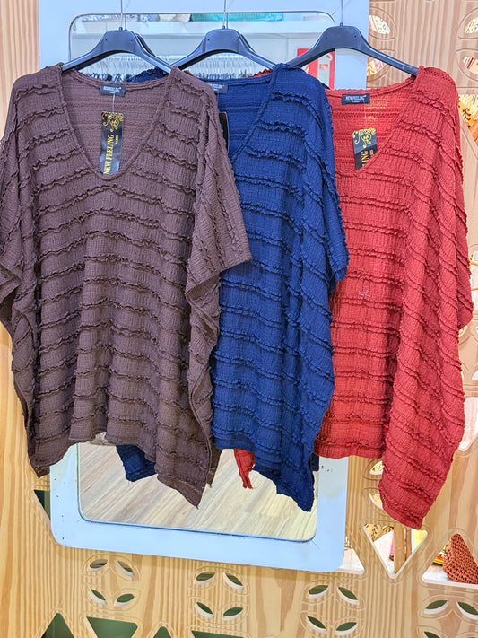 BLUSA DETALLES CURVY - La Pampa Triana