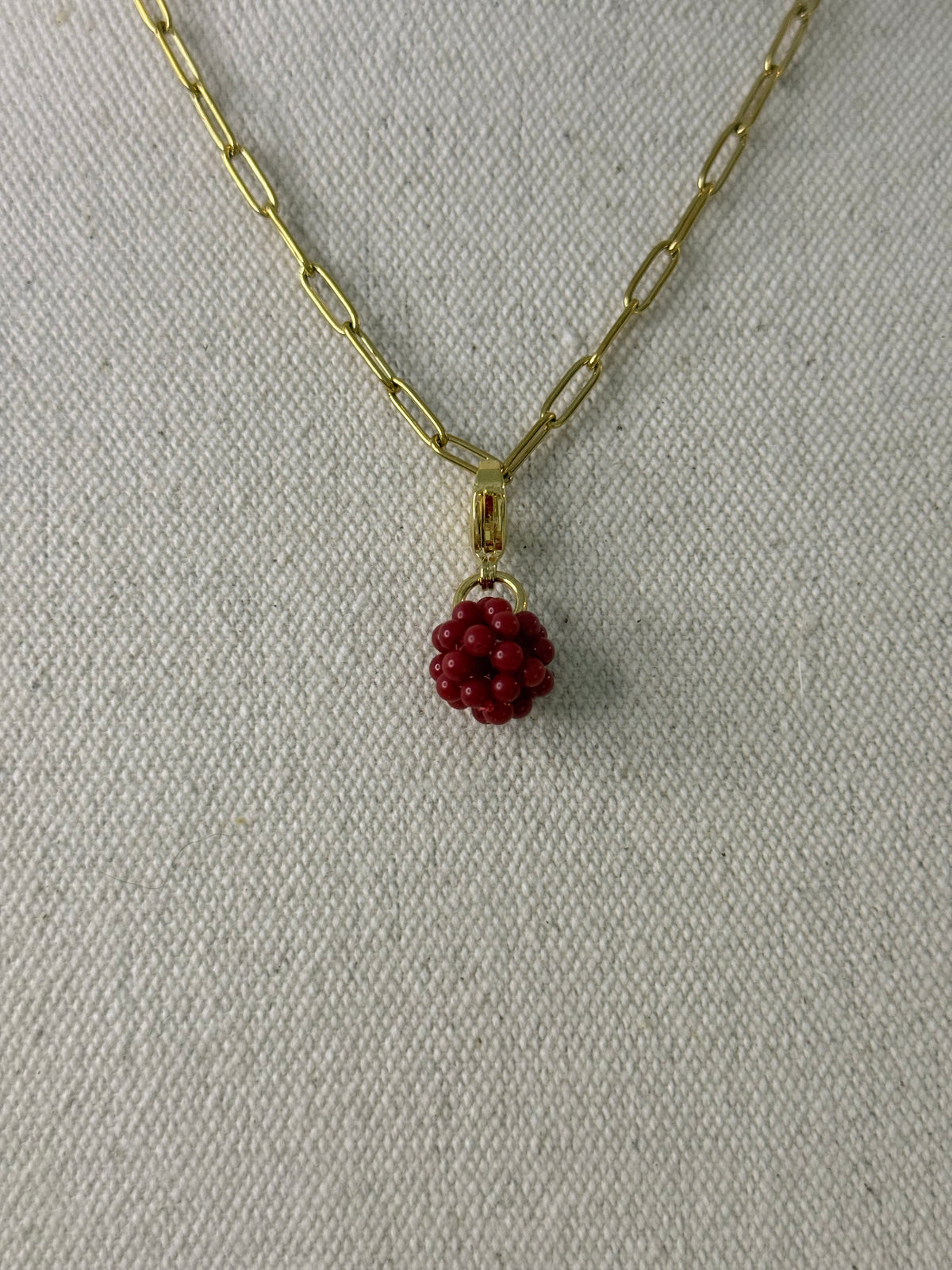 CHARMS DE CORAL - La Pampa Triana