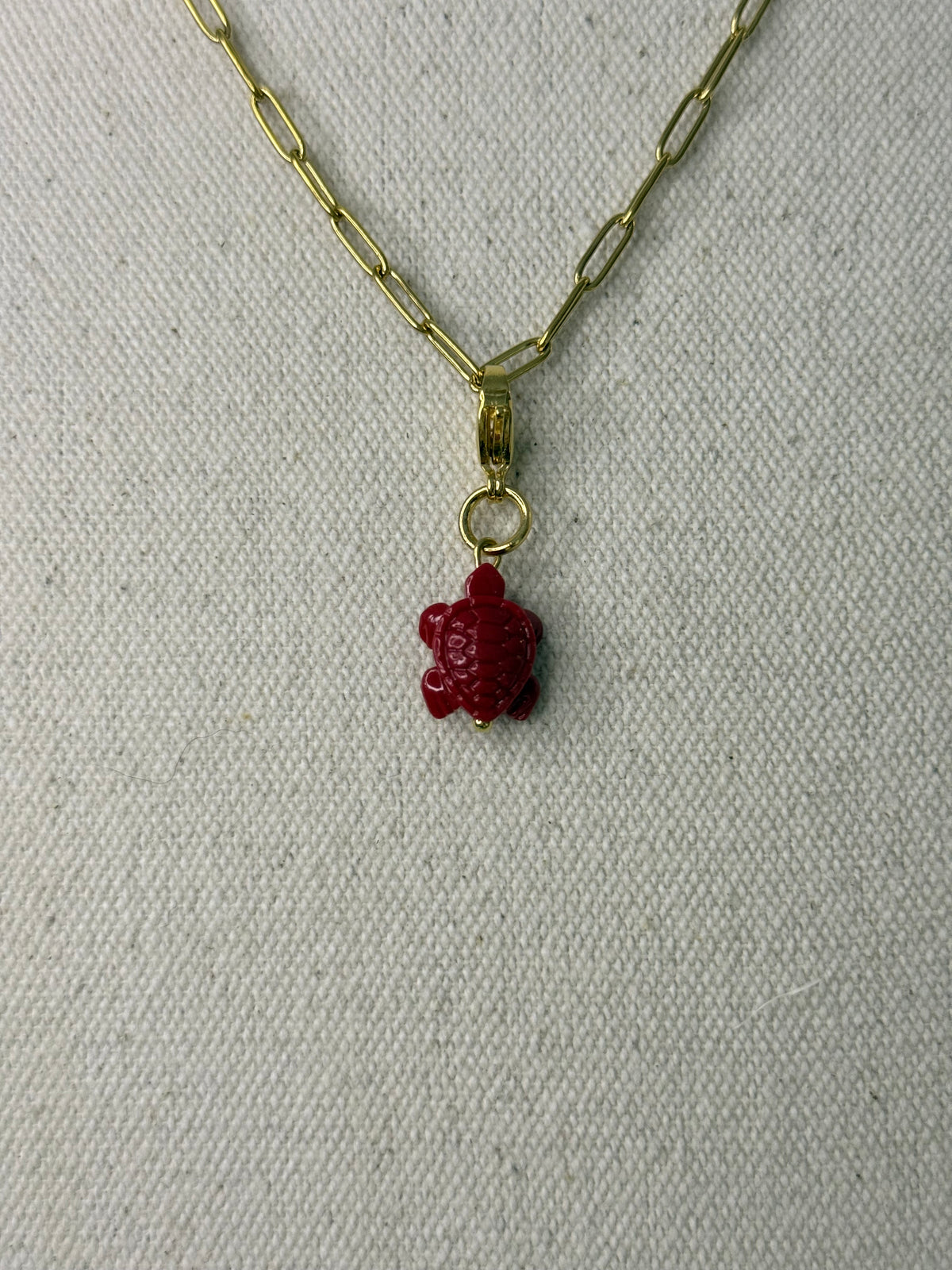 CHARMS DE CORAL - La Pampa Triana