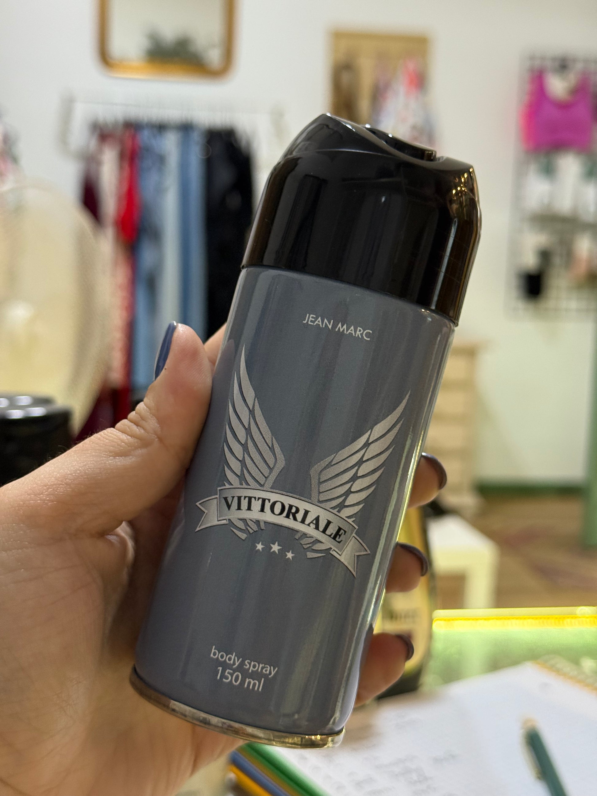 Desodorante Victoriale – Protección duradera y fragancia elegante - La Pampa Triana