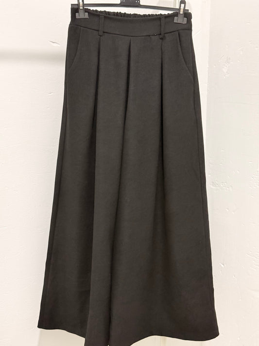 Pantalón palazzo micro pana