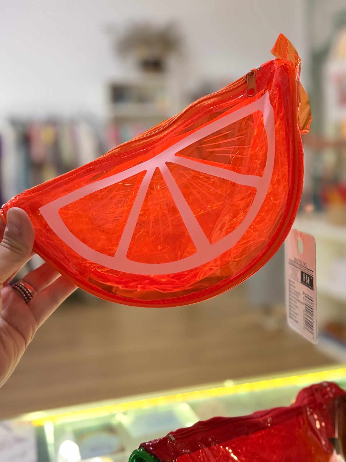 NECESER FRUTAS