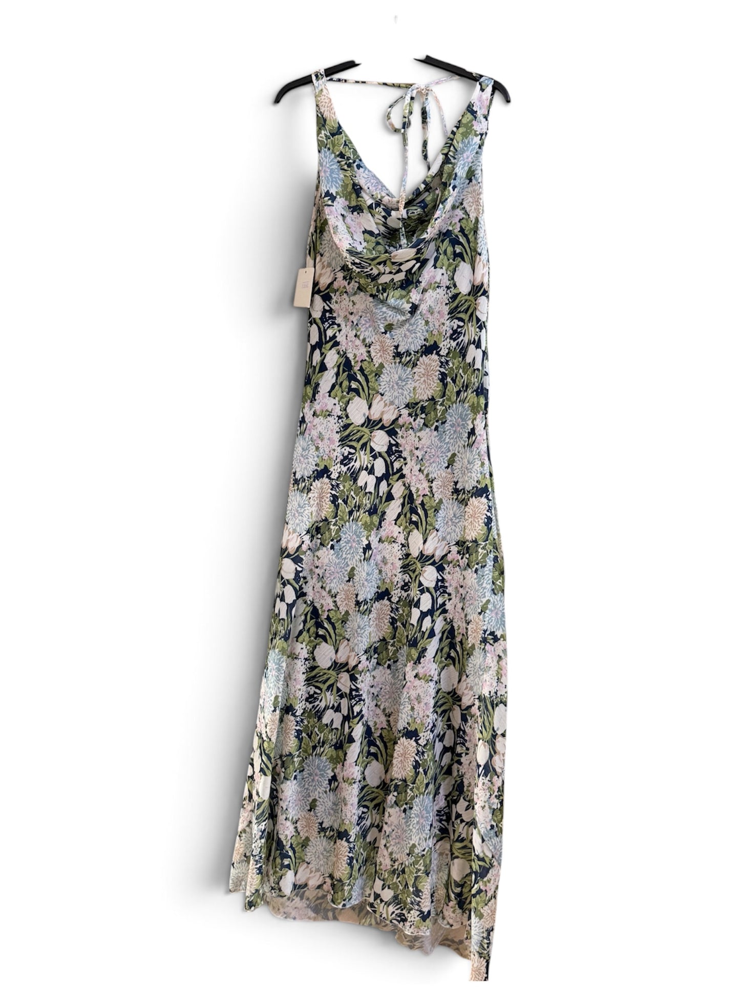 VESTIDO CASCADA