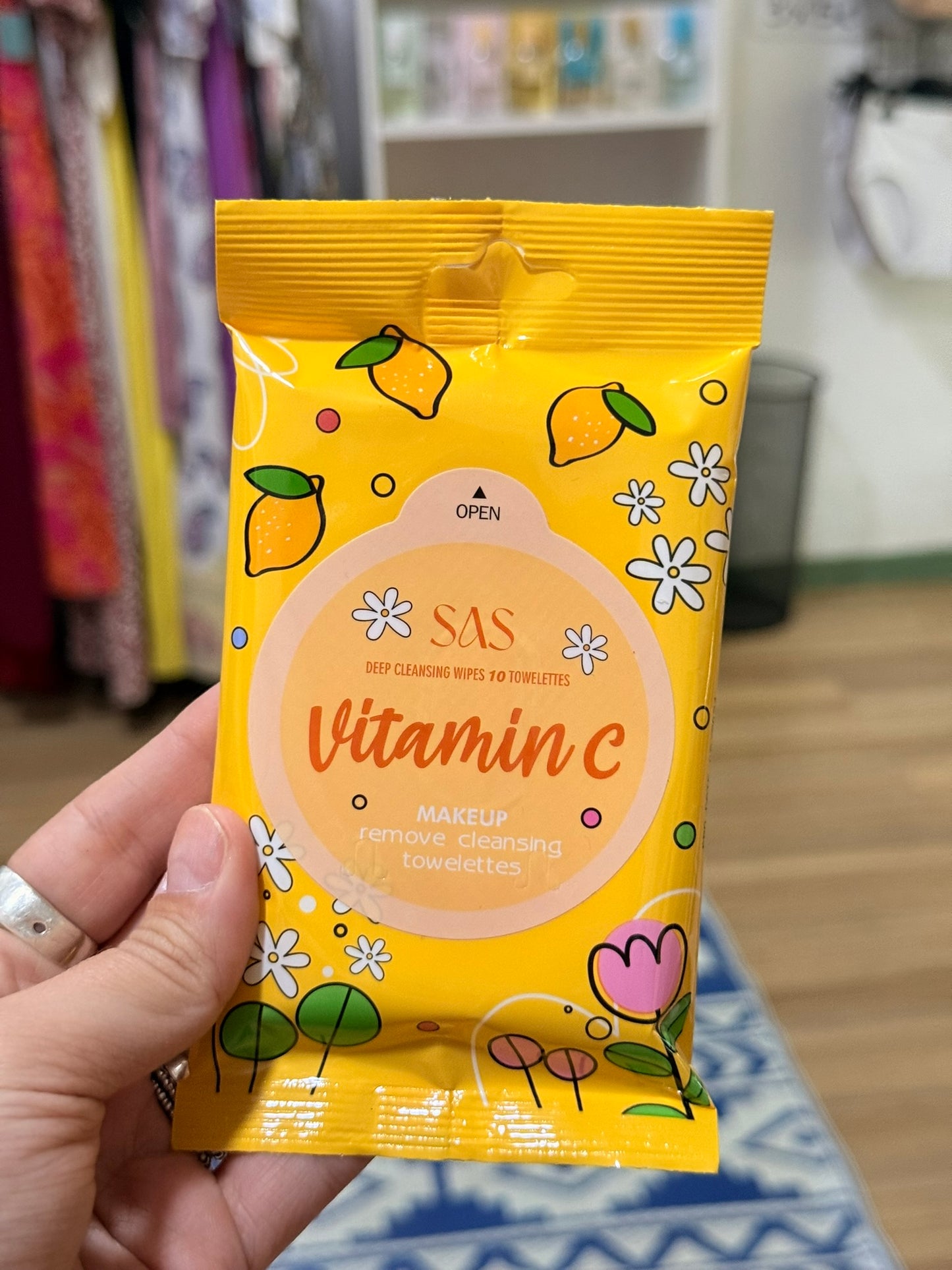 TOALLITA DESMAQUILLANTE VITAMINA C - La Pampa Triana