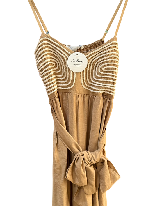 Mono con Bordado y Tirantes – Talla Única (36‑42) - La Pampa Triana