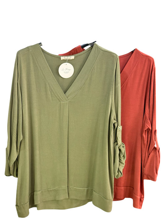 BLUSA CUELLO PICO - La Pampa Triana