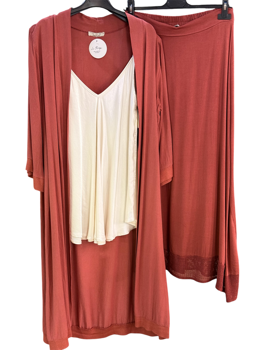 CONJUNTO FALDA Y GUARDAPOLVO - La Pampa Triana